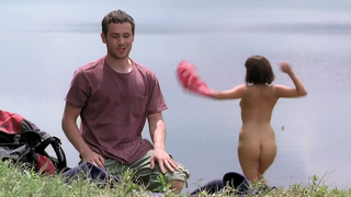 Roxanne Pallett nuda, scena di sesso da Lake Placid 3 (2010)