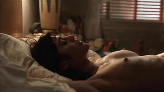 Lizzy Caplan desnuda, escena de sexo de Masters of Sex s01e01 (2013)