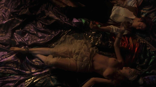 Monica Bellucci erotic scene from Bram Stoker's Dracula (1992)