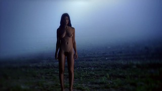 Jessica Clark nue, scène de sexe de True Blood s06e05 06 (2013)