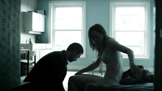 Melissa George nackt, Sexszene aus Hunted s01 (2012)