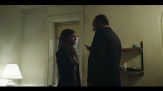 Kate Mara nuda, scena di sesso da House of Cards s01 (2013)