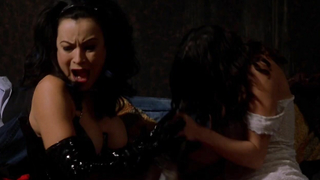 Jennifer Tilly erotic scene from Dancing at the Blue Iguana (2000)