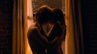 Kristen Stewart nuda, scena di sesso da Adventureland (2009)