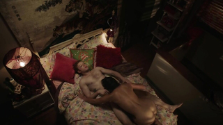 Sandra Hinojosa desnuda, escena de sexo de Shameless s07e02 (2016)