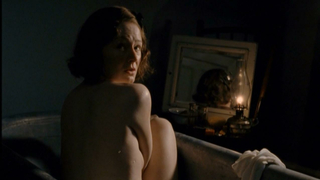 Miranda Otto desnuda, escena de sexo de Solitario del Sur (2010)