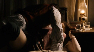 Miranda Otto desnuda, escena de sexo de Solitario del Sur (2010)