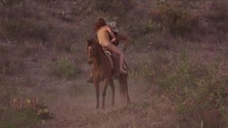 Scena erotica di Claudette Maille da Como agua para cioccolato (1992)