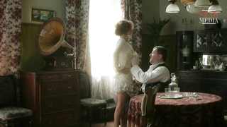 Ekaterina Klimova erotic scene from Volche solntse s01 (2014)