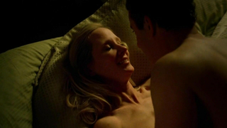 Anne Heche nue, scène de sexe de Hung s02e05 (2010)