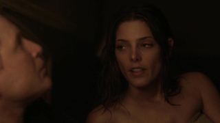 Ashley Greene nue, scène de sexe de Rogue s03e18 (2016)