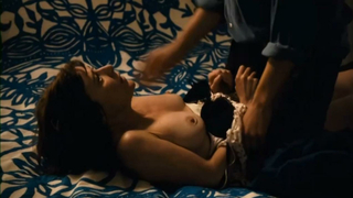 Valeria Bruni Tedeschi nude, sex scene from Un Chateau en Italie (2013)