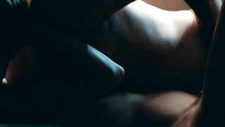 Diane Kruger nude, sex scene from Inhale (2010)