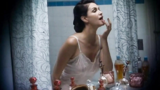 Helena Noguerra nude, scene from Mumu (2010)