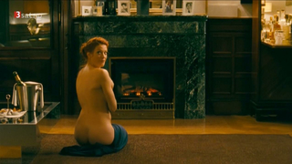 Marie Baumer nude, sex scene from Der letzte Weynfeldt (2010)