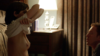 Morena Baccarin nuda, scena da Homeland s01e03 (2011)