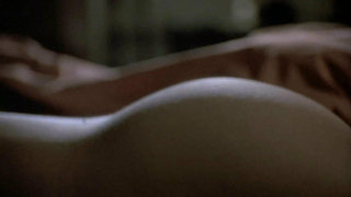 Linda Fiorentino nuda, scena di sesso da L'ultima seduzione (1994)