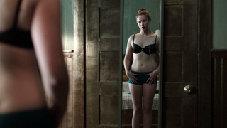 Alexis Knapp sexy, escena de sexo de The Dorm (2014)