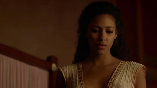 Kylie Bunbury nago, Sibylla Deen seksowna, scena seksu z Tut s01e02 (2015)