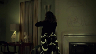 Katharine Isabelle sexy, Caroline Dhavernas sexy, escena de sexo de Hannibal s03e06 (2015)