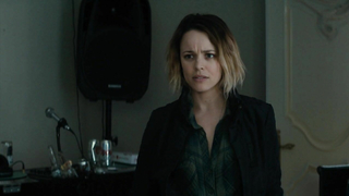 Weronika Rosati nua, cena de True Detective s02e03 (2015)