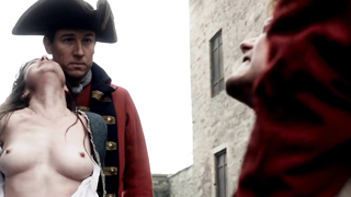 Laura Donnelly nackt, Caitriona Balfe nackt, Szene aus Outlander s01e02 (2014)