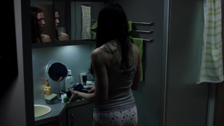 Trieste Kelly Dunn sexy, scène de Banshee s02e02 (2014)