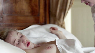 Holli Dempsey desnuda, escena de Harlots s01e02 (2017)