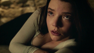 Anya Taylor-Joy sexy, erotic scene from Split (2016)