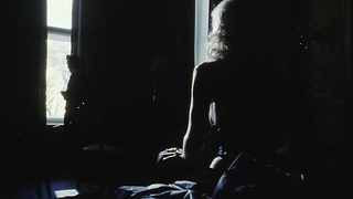 Phillipa Mathews nuda, scena erotica da Altre nove settimane e mezzo (1997)