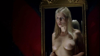 Lika Kremer nuda, scena erotica da Matrioshki s01e07,08 (2005)